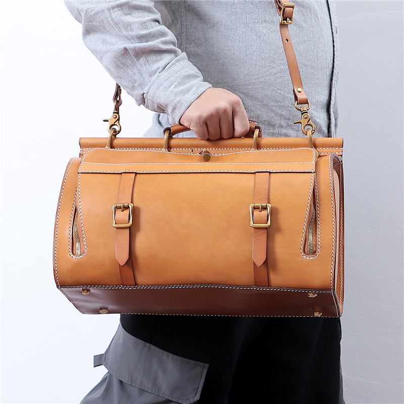 Handmade luxury Italian vegetable tanned leather duffle bag suitcase (26)